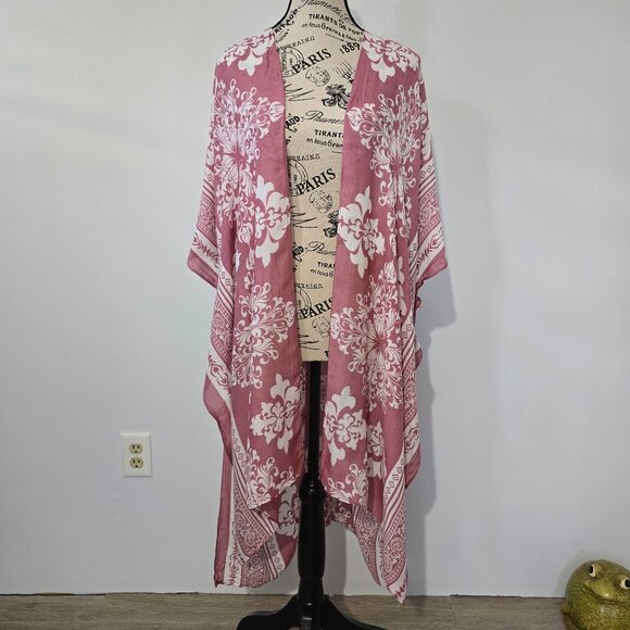 SOLD Kimono Cover-Up - Picture 1 of 6